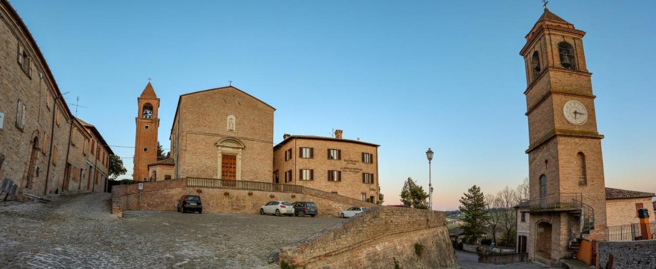 Albergo Diffuso Borgo Montemaggiore Montemaggiore al Metauro ภายนอก รูปภาพ