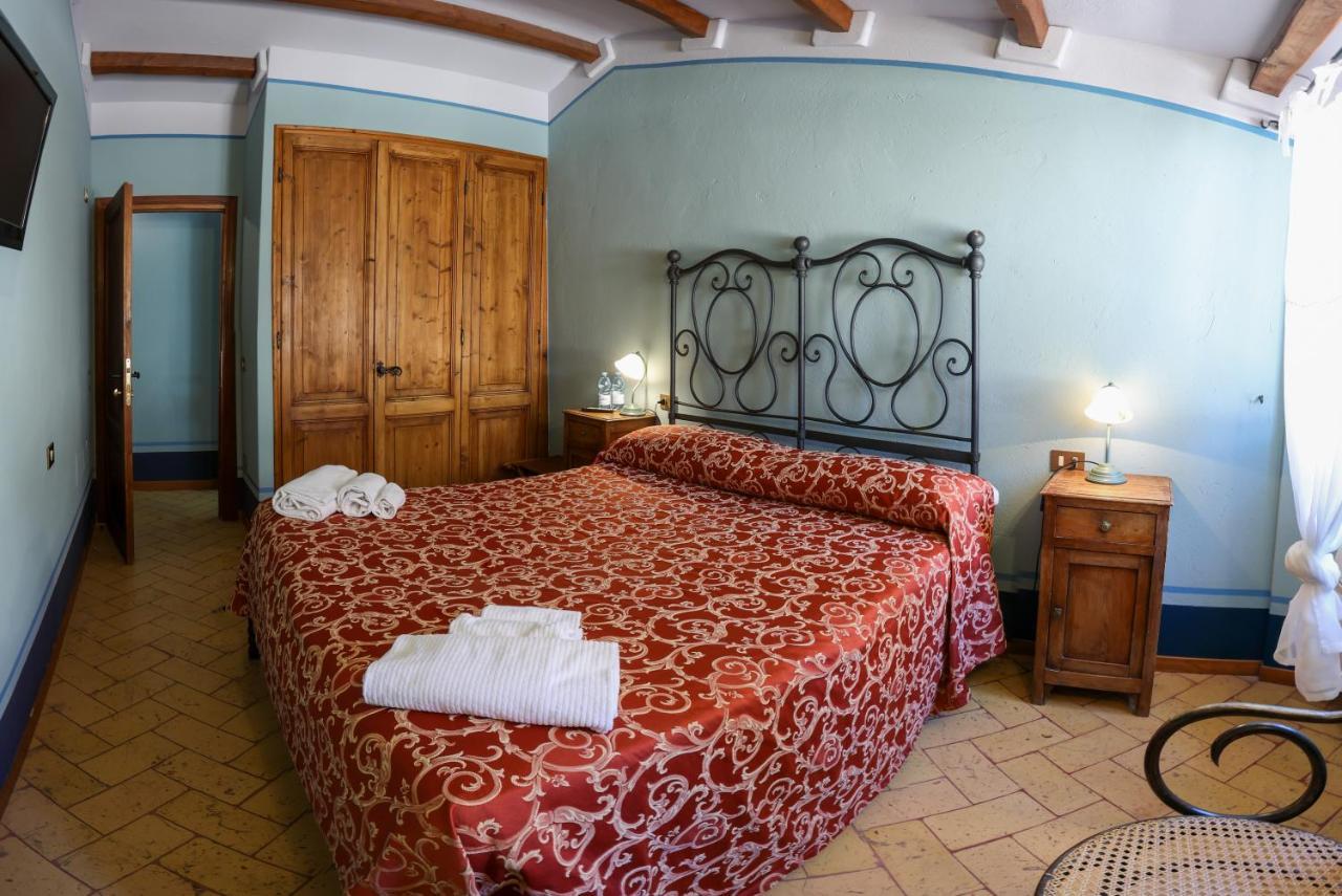 Albergo Diffuso Borgo Montemaggiore Montemaggiore al Metauro ภายนอก รูปภาพ