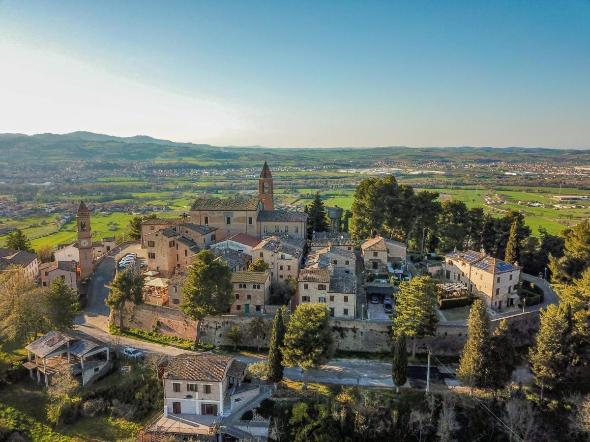 Albergo Diffuso Borgo Montemaggiore Montemaggiore al Metauro ภายนอก รูปภาพ