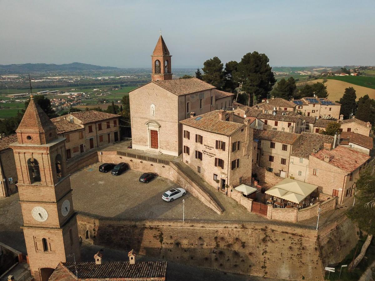 Albergo Diffuso Borgo Montemaggiore Montemaggiore al Metauro ภายนอก รูปภาพ