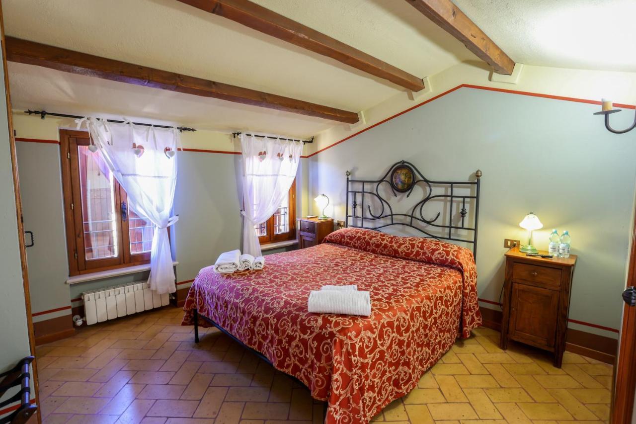 Albergo Diffuso Borgo Montemaggiore Montemaggiore al Metauro ภายนอก รูปภาพ