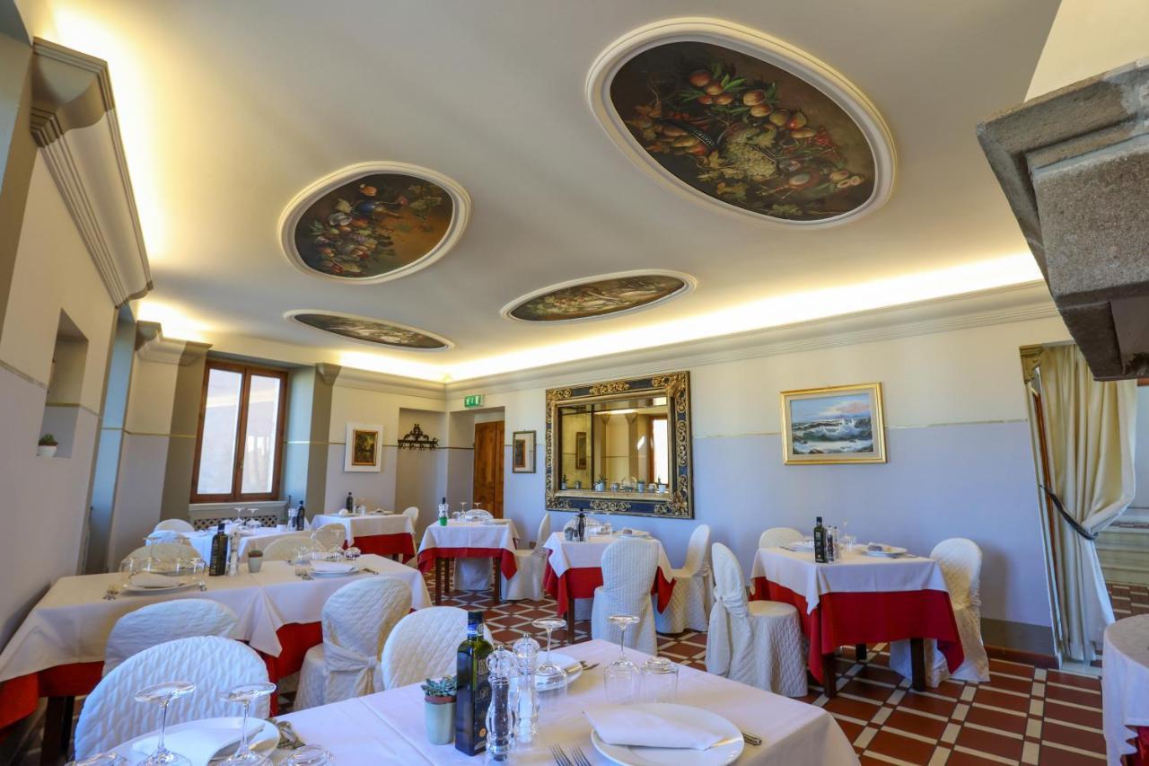 Albergo Diffuso Borgo Montemaggiore Montemaggiore al Metauro ภายนอก รูปภาพ