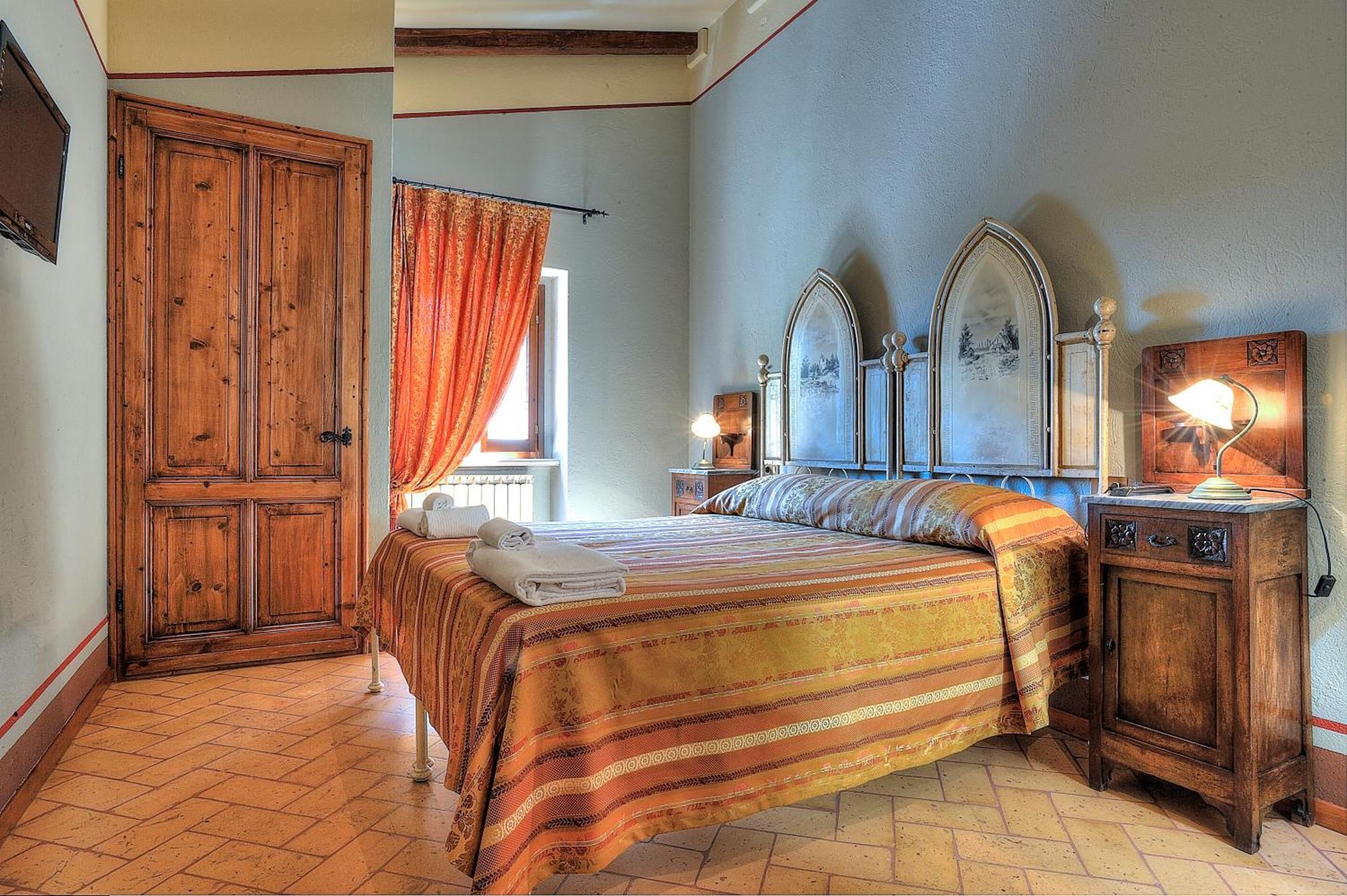 Albergo Diffuso Borgo Montemaggiore Montemaggiore al Metauro ภายนอก รูปภาพ