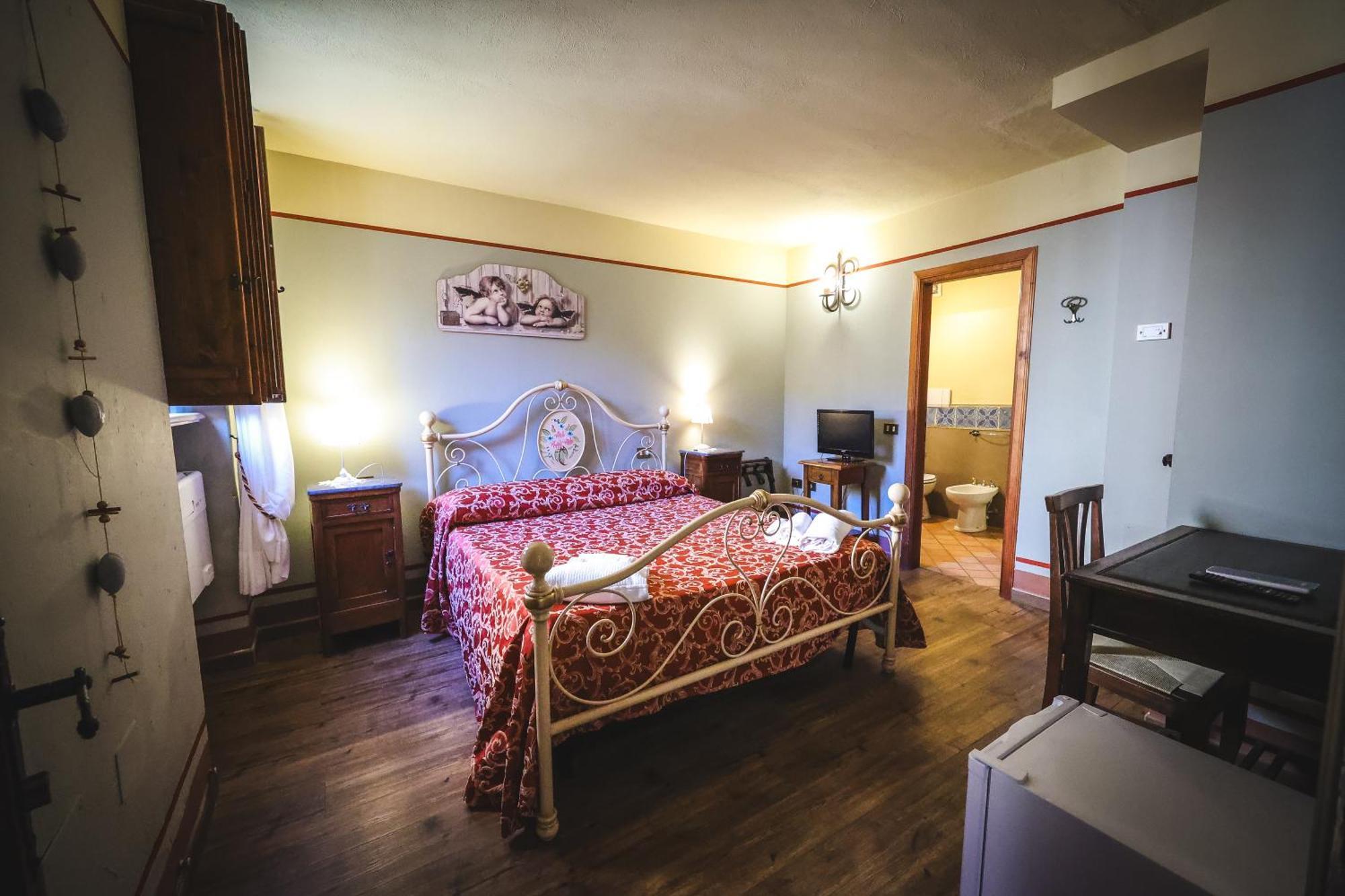 Albergo Diffuso Borgo Montemaggiore Montemaggiore al Metauro ภายนอก รูปภาพ